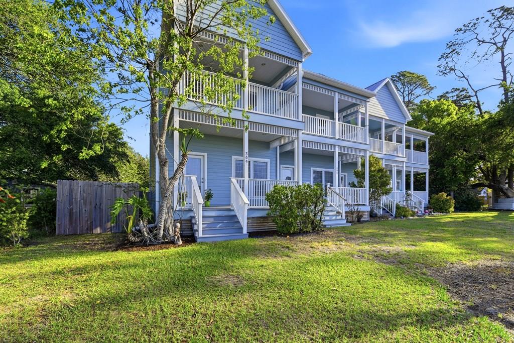 Photo of property for sale at 309 Hwy 98 1 Apalachicola