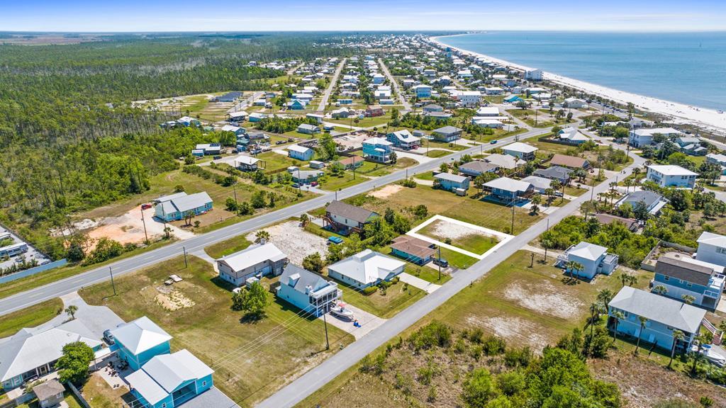 Photo of property for sale at 126 Pine St Mexico Beach