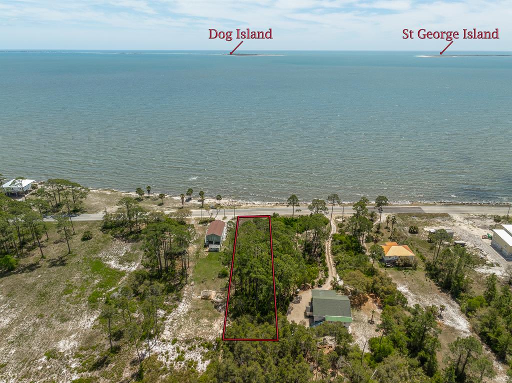 Photo of property for sale at 2167 Hwy 98 Carrabelle