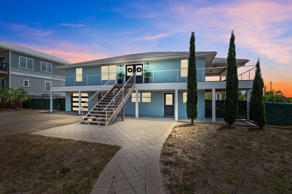 Photo of property for sale at 118 Pine St Port St. Joe