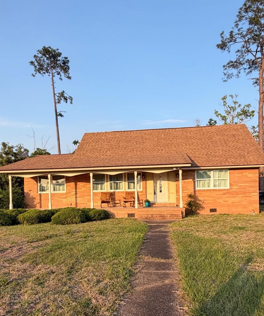 Photo of property for sale at 1411 Monument Ave Port St. Joe