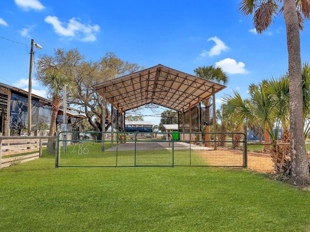 Photo of property for sale at 186 Ling St Port St. Joe