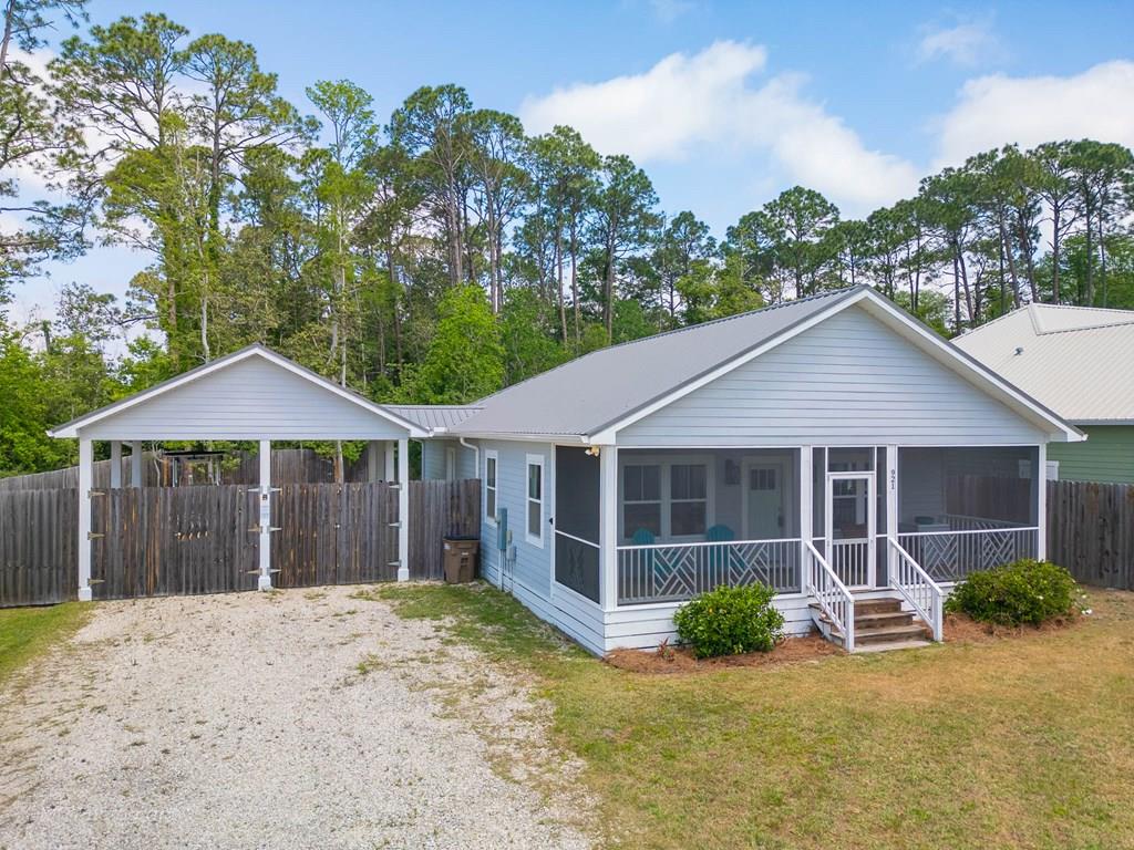 Photo of property for sale at 921 20th St Port St. Joe