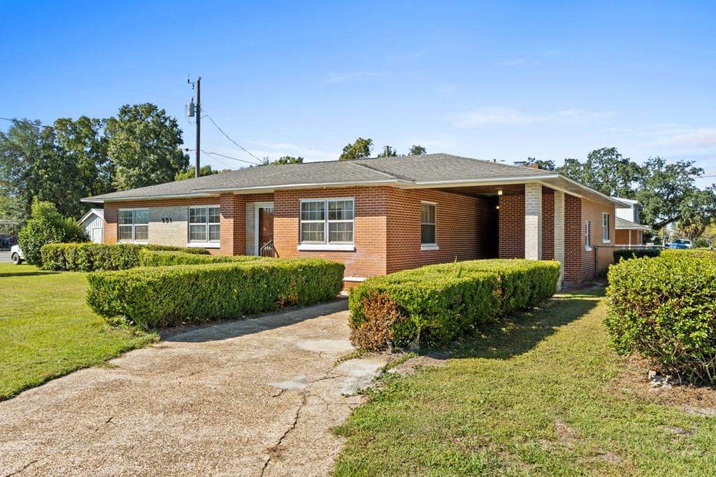 Photo of property for sale at 351 Hwy 71 N Wewahitchka