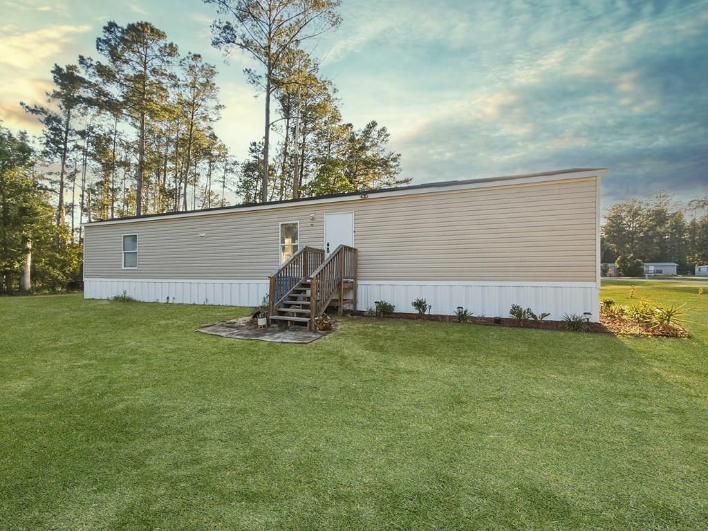 Photo of property for sale at 138 Maple Ave Wewahitchka