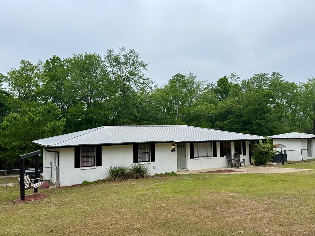 Photo of property for sale at 117 Pope Ave Wewahitchka