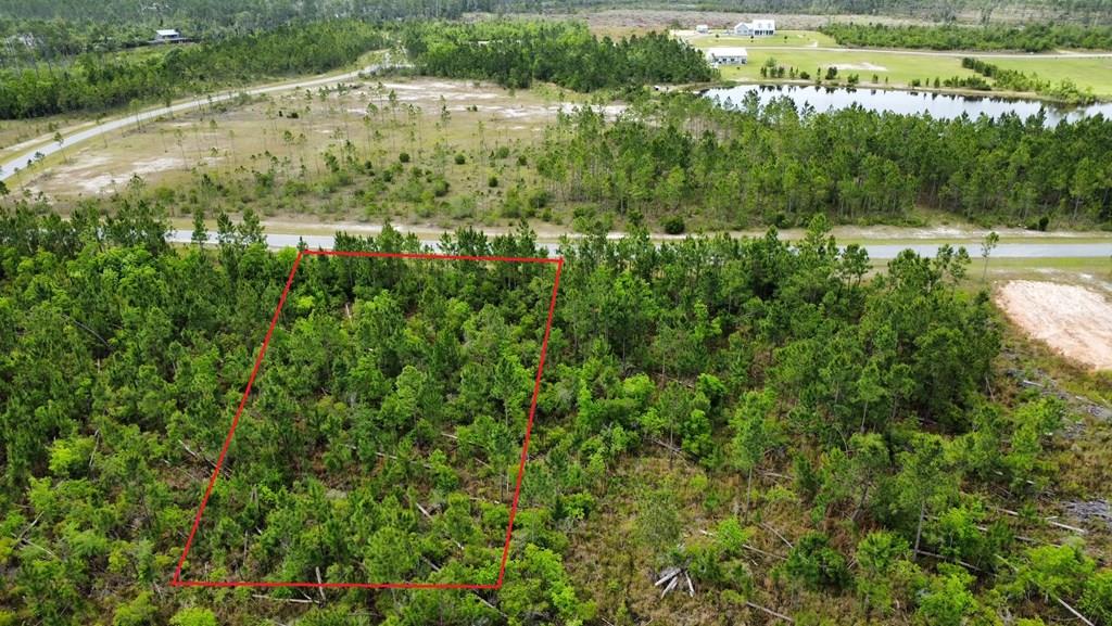 Photo of property for sale at 103 Torrey Pine Trl Wewahitchka