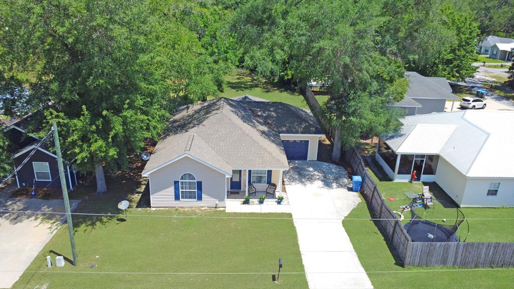 Photo of property for sale at 143 Pridgeon Ln Wewahitchka