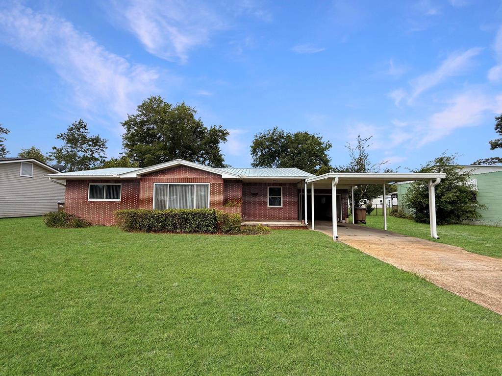 Photo of property for sale at 612 Garrison Ave Port St. Joe