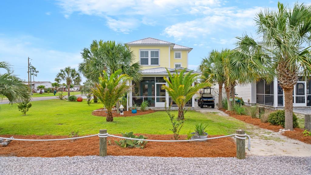 Photo of property for sale at 140 Ponce De Leon St Port St. Joe
