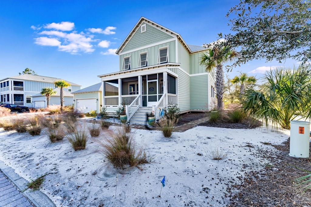 Photo of property for sale at 411 Front St Port St. Joe