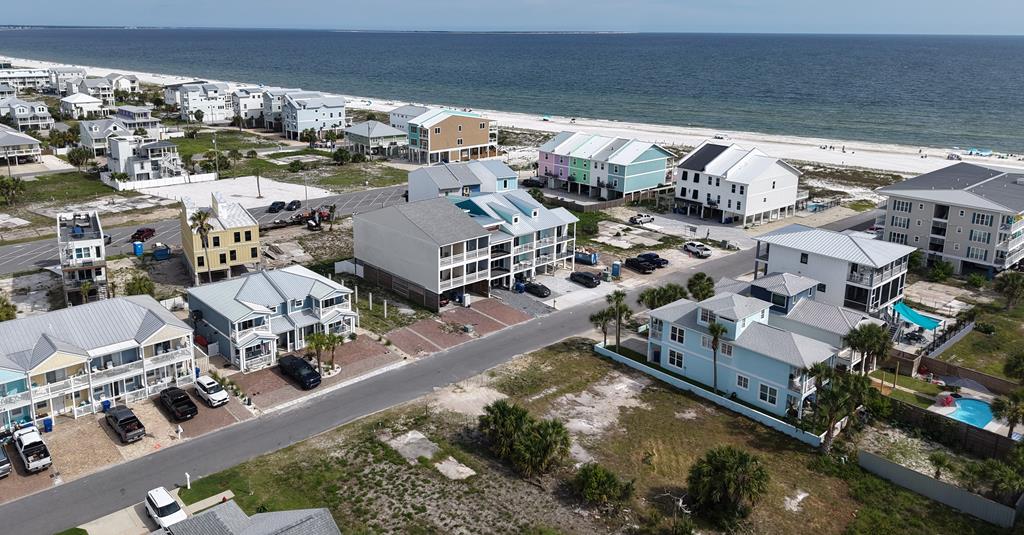 Photo of property for sale at 105 38th St Mexico Beach