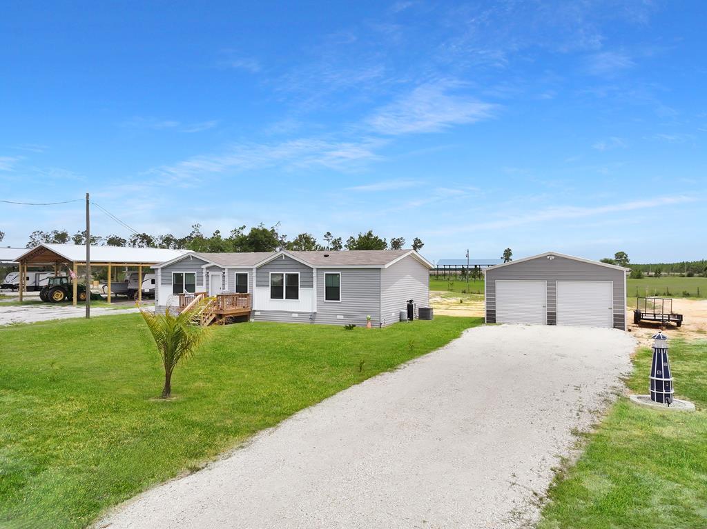 Photo of property for sale at 145 Margies Ln Wewahitchka