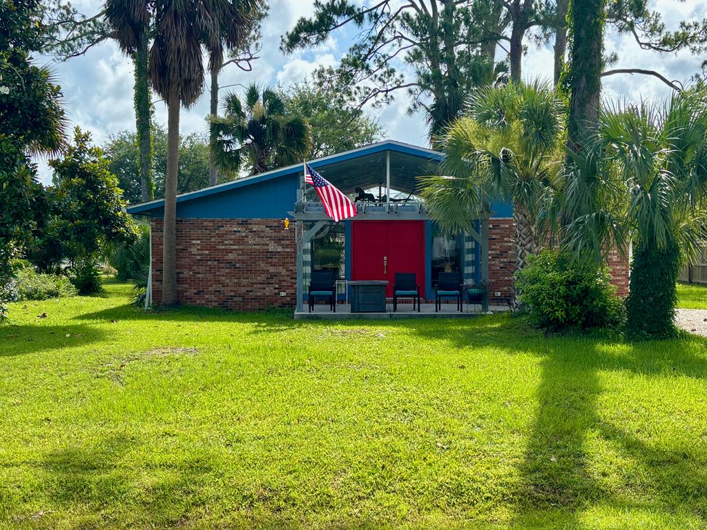 Photo of property for sale at 2001 Palm Blvd Port St. Joe