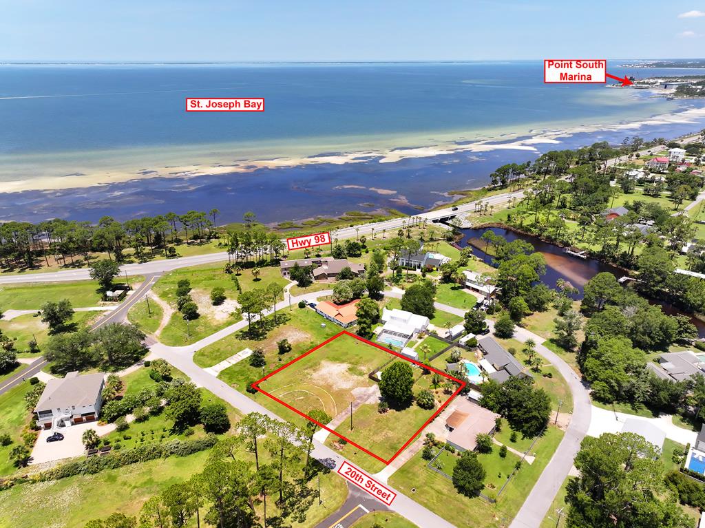 Photo of property for sale at 103 20th St Port St. Joe