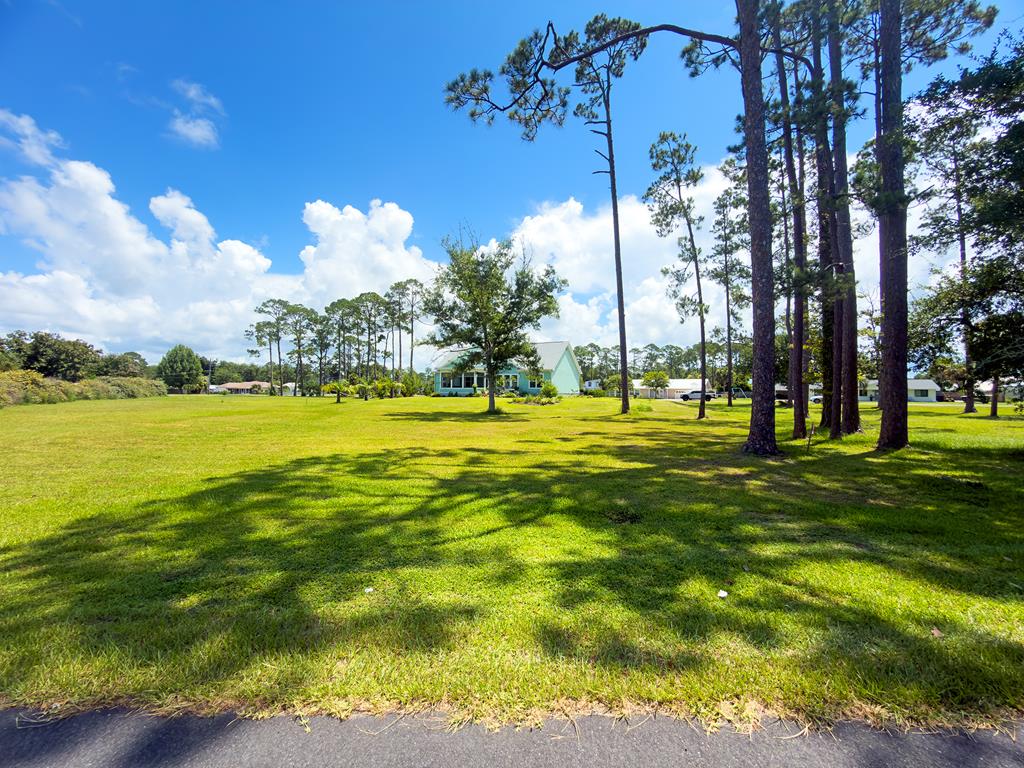 Photo of property for sale at 109 Dupont Dr Port St. Joe