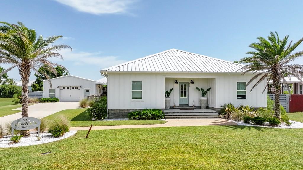 Photo of property for sale at 311 Bailey Ln Mexico Beach