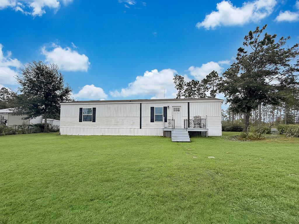 Photo of property for sale at 184 Chellsey St Wewahitchka