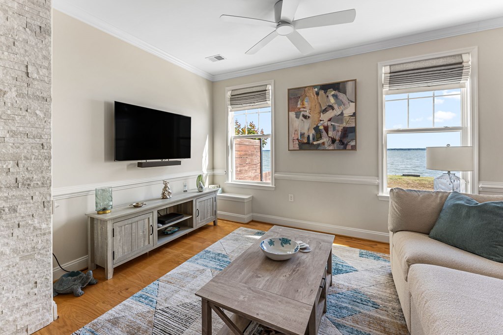 Sloop Pointe