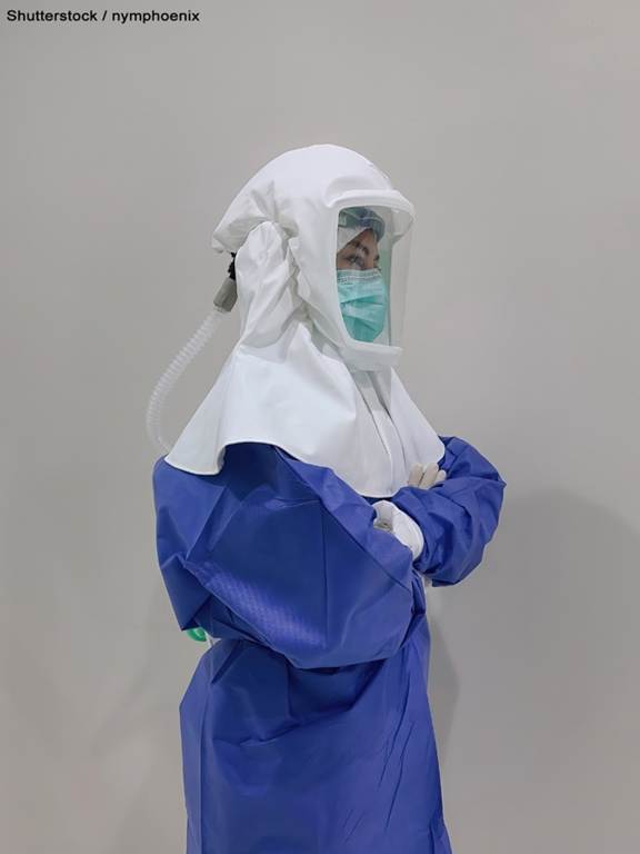 A person wearing a maskDescription automatically generated with low confidence