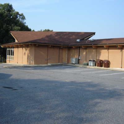 EXTERIOR AND PARKING