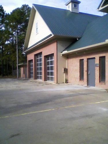 EXTERIOR AND PARKING