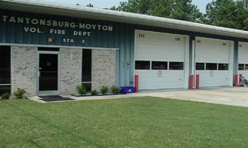 EXTERIOR, ENTRANCE, AND PATHWAY