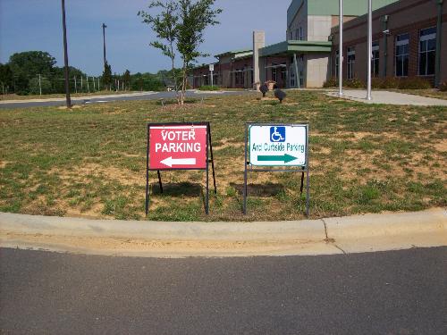 EXTERIOR AND PATHWAY