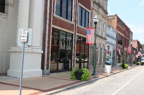 EXTERIOR AND PATHWAY