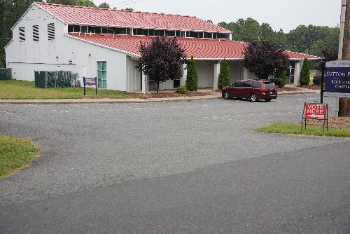 EXTERIOR AND PARKING