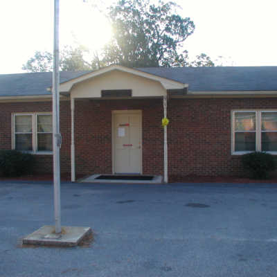 EXTERIOR, ENTRANCE, AND PATHWAY