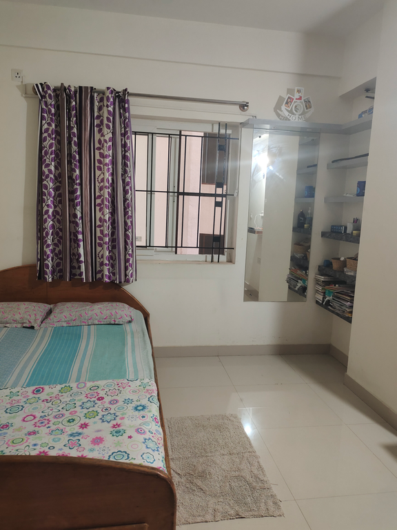 Bedroom, Eclectic design, bold and contrasting colours, diverse patterns and textures, unconventional furniture arrangements, personal and curated collections, creative and expressive atmosphere
