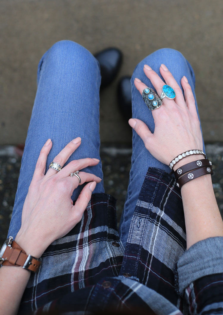 NEONSCOPE - Casual Plaid and Native American