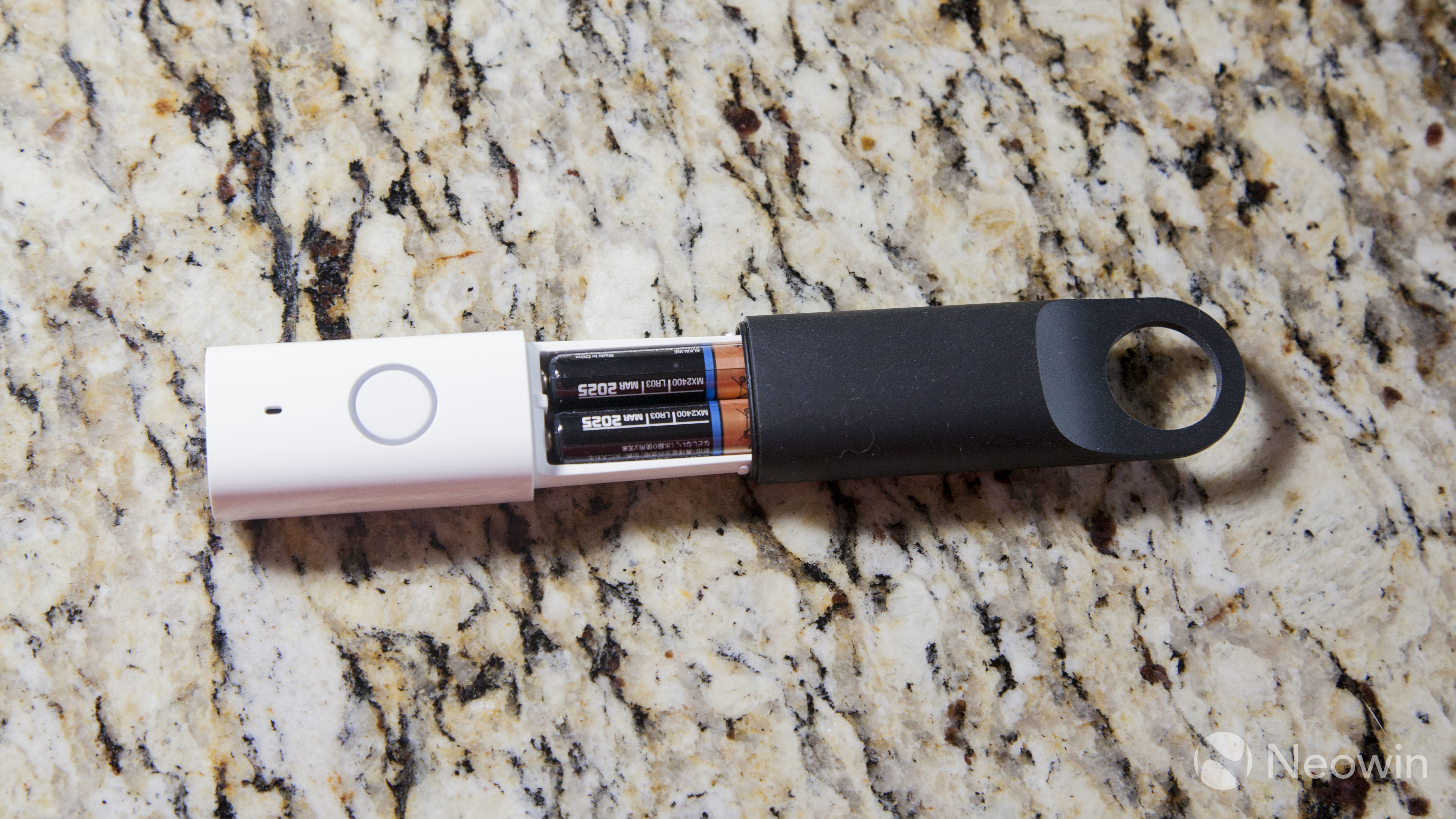 Review of the Amazon Dash Wand powered by Alexa Neowin