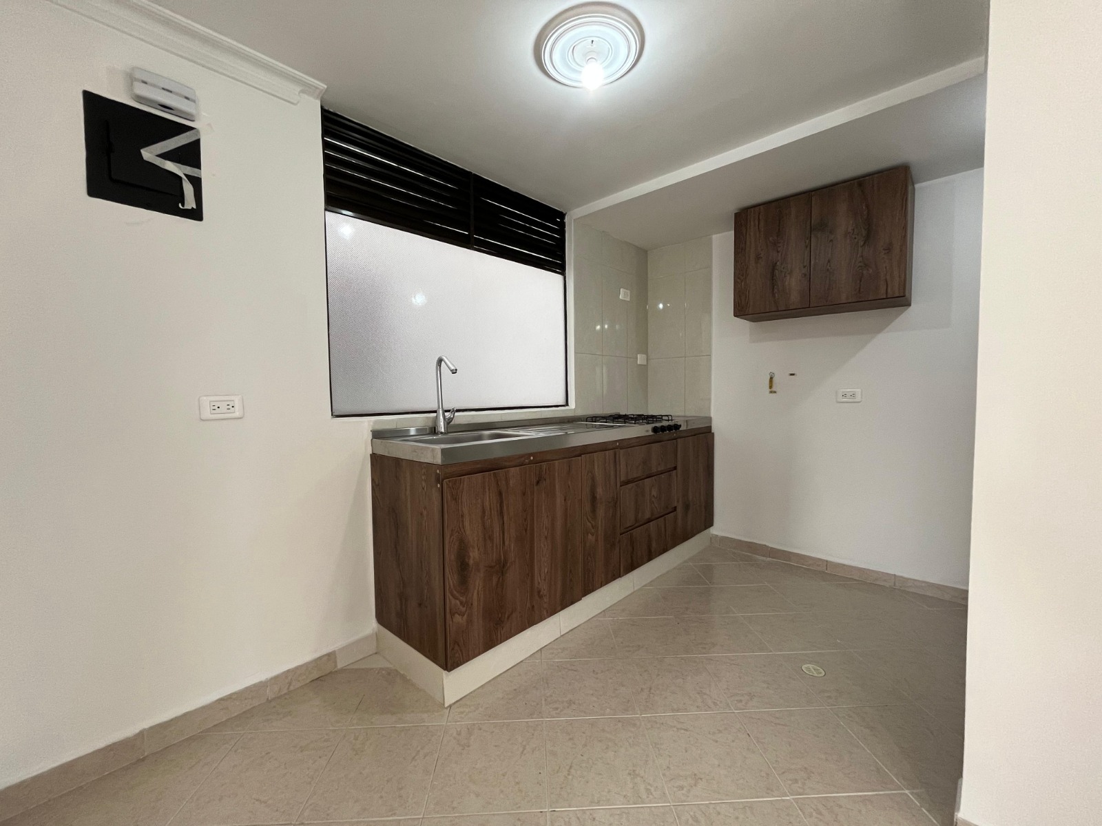 Apartamento en arriendo en EL PORTAL, 81 m², 3 alcobas, 2 baños