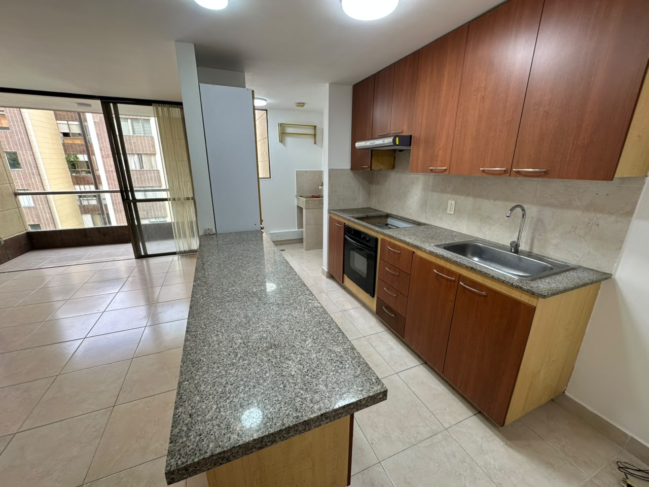 Apartamento en arriendo en ZUNIGA, 89 m², 3 alcobas, 2 baños