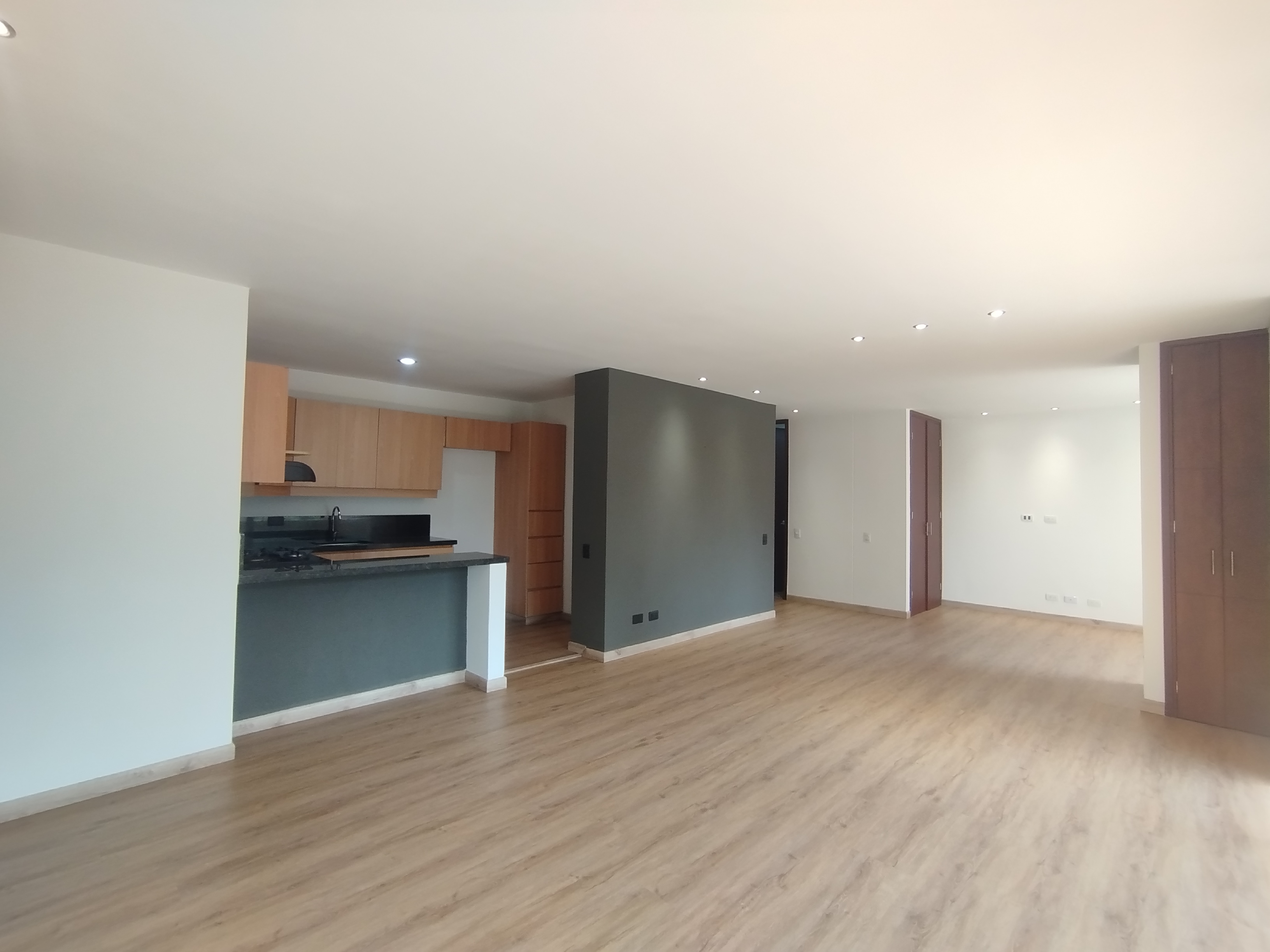 Apartamento en arriendo en SANTA MARIA DE LOS ANGELES, 80 m², 1 alcoba, 1 baño