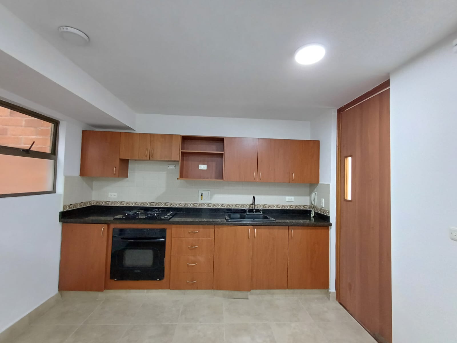 Apartamento en arriendo en LA FRONTERA, 110 m², 2 alcobas, 2 baños