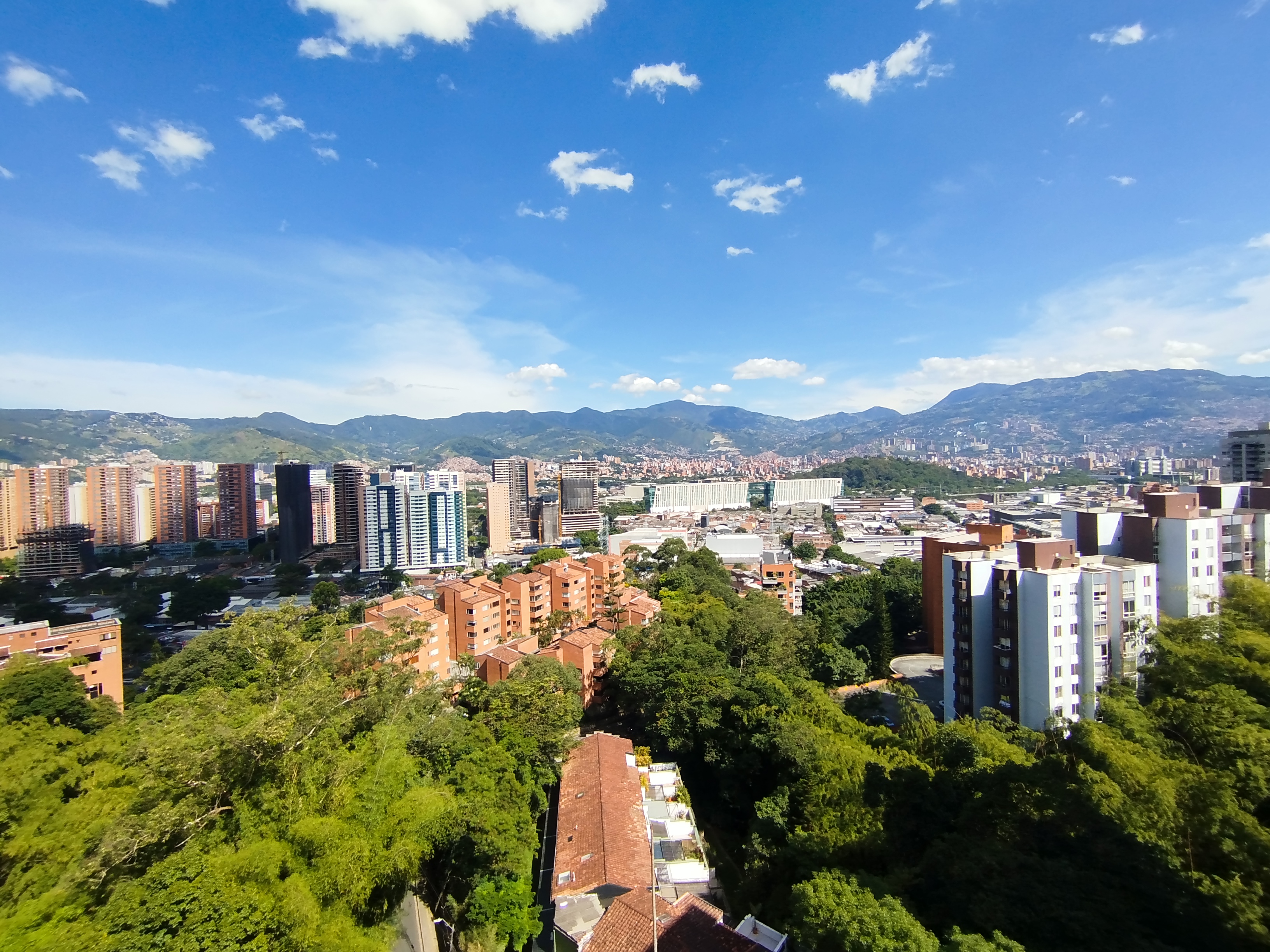 Apartamento en arriendo en LAS PALMAS M, 67 m², 1 alcoba, 2 baños