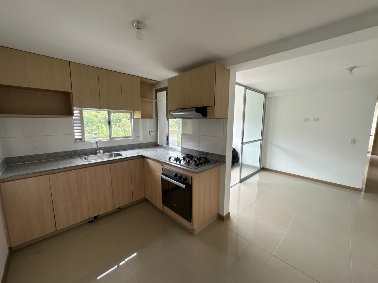 Apartamento en arriendo en LA MINA, 68 m², 3 alcobas, 2 baños
