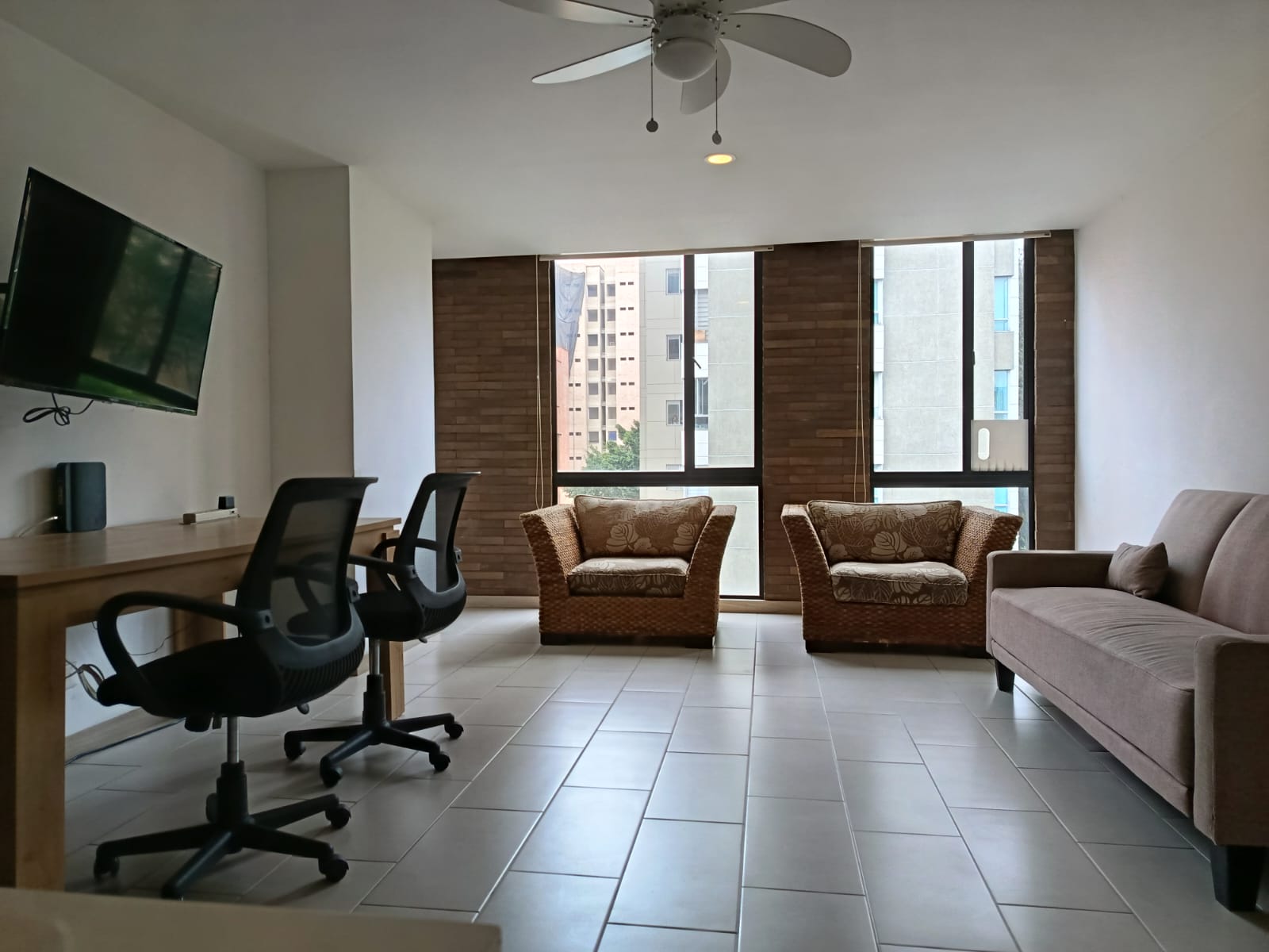 Apartamento en arriendo en LAURELES, 80 m², 2 alcobas, 1 baño