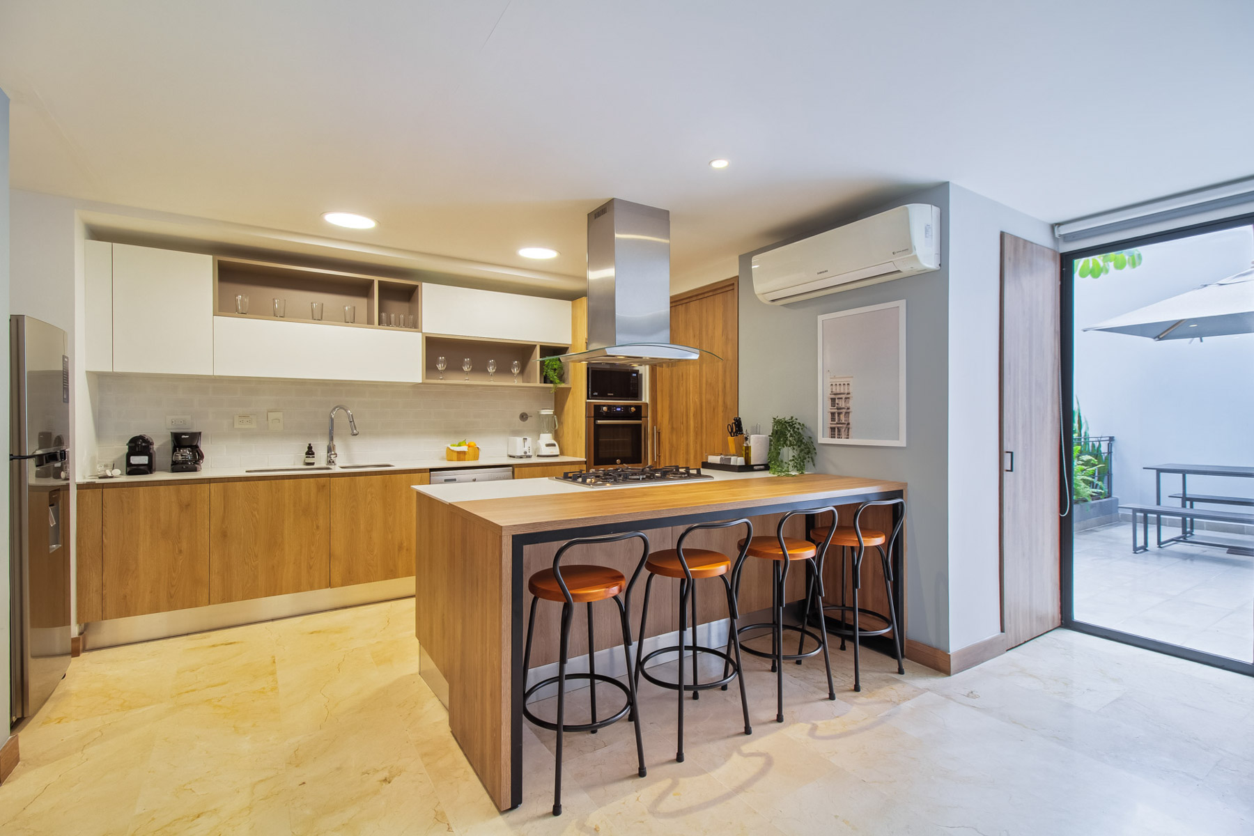 Apartamento en arriendo en LAURELES, 67 m², 1 alcoba, 1 baño
