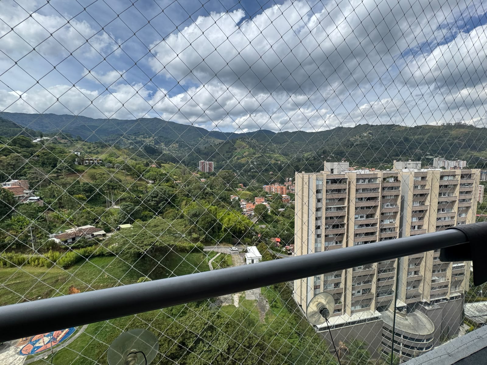 Apartamento en arriendo en EL CHINGUI, 71 m², 2 alcobas, 2 baños