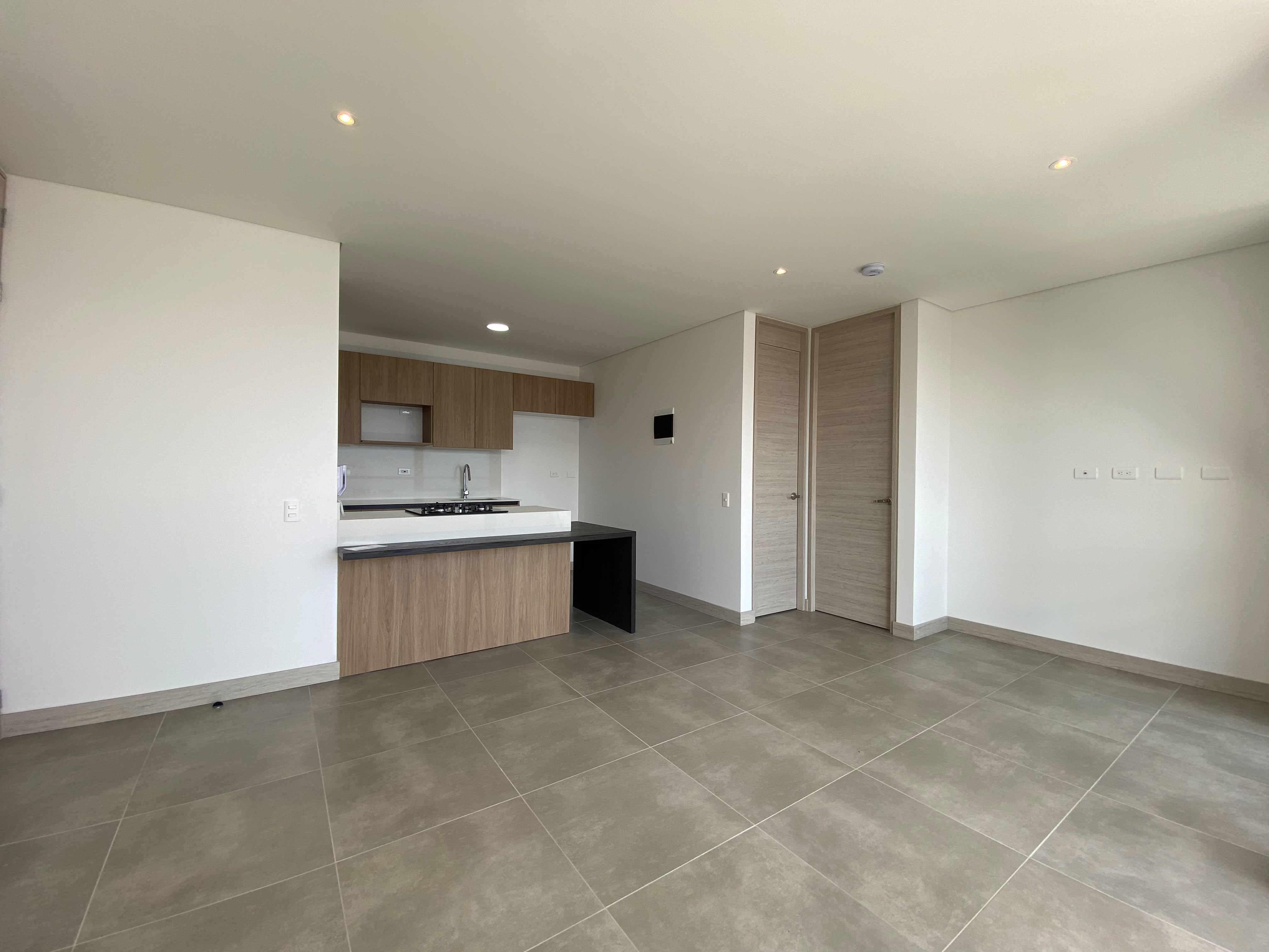 Apartamento en arriendo en LOS BALSOS, 67 m², 1 alcoba, 2 baños