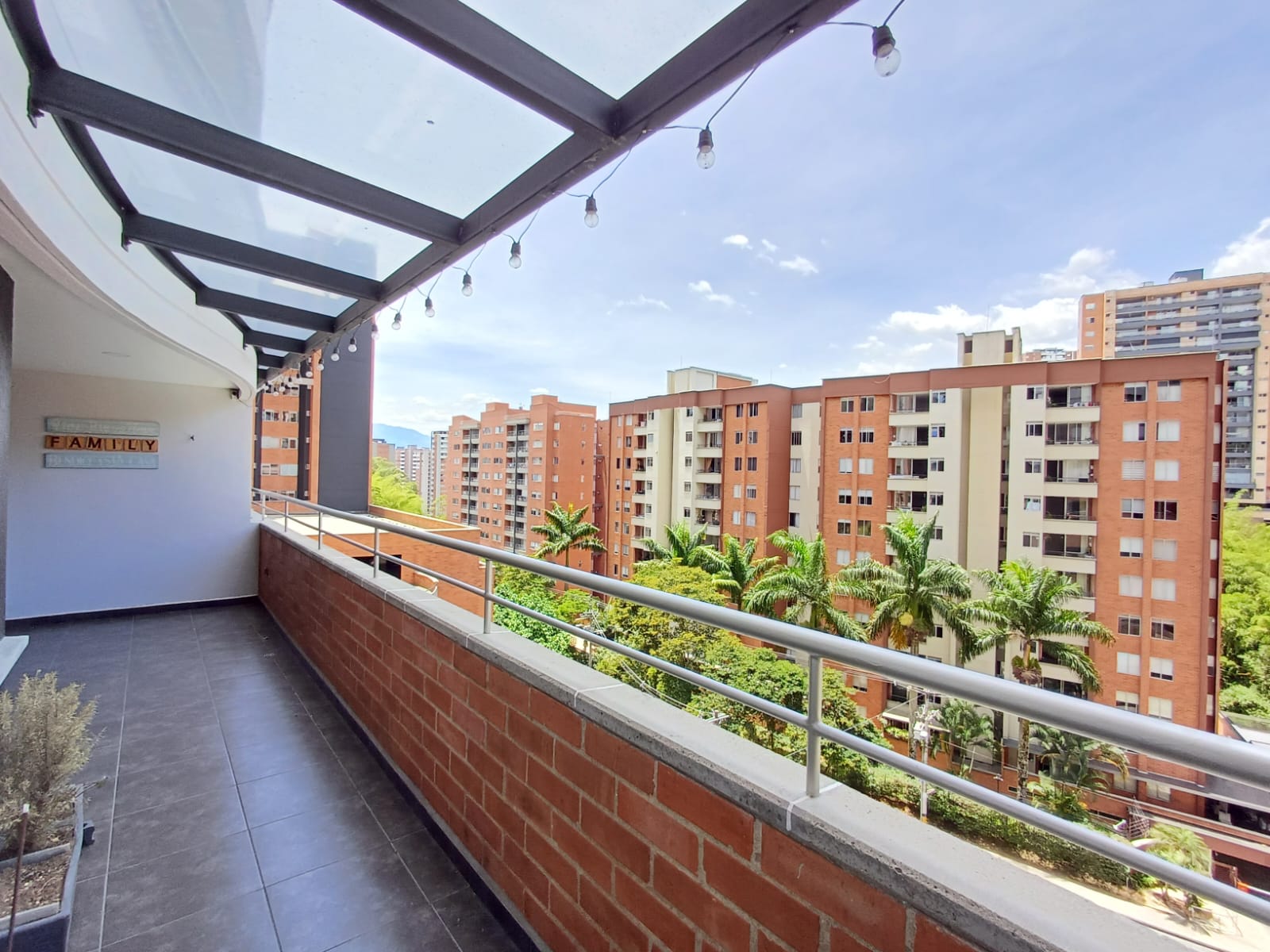 Apartamento en arriendo en CUMBRES, 95 m², 3 alcobas, 2 baños