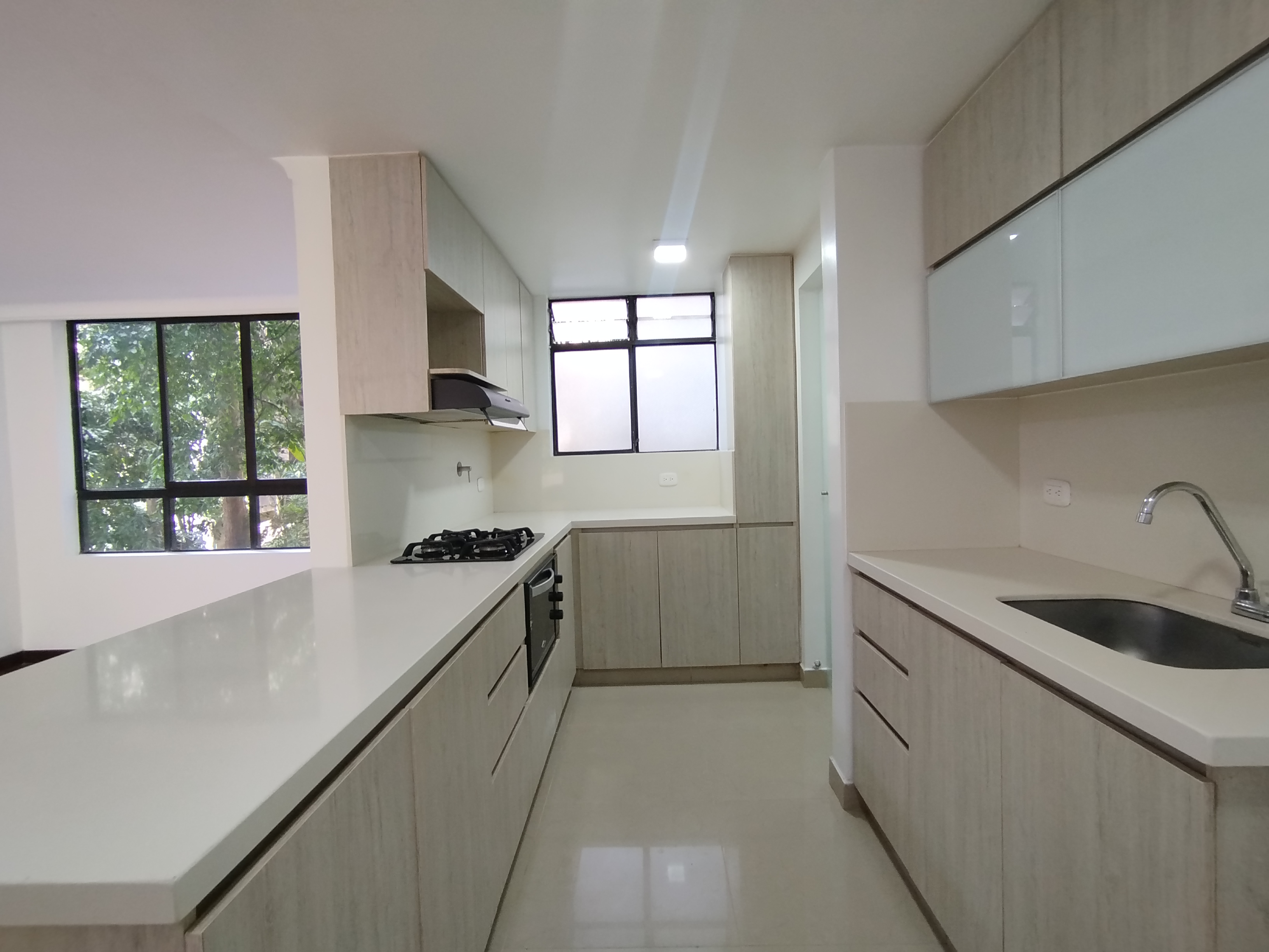 Apartamento en arriendo en LA TOMATERA, 145 m², 3 alcobas, 3 baños