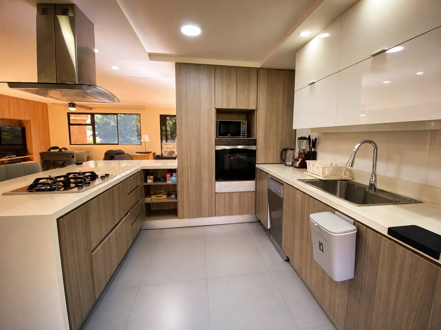 Apartamento en arriendo en CASTROPOL, 170 m², 3 alcobas, 3 baños