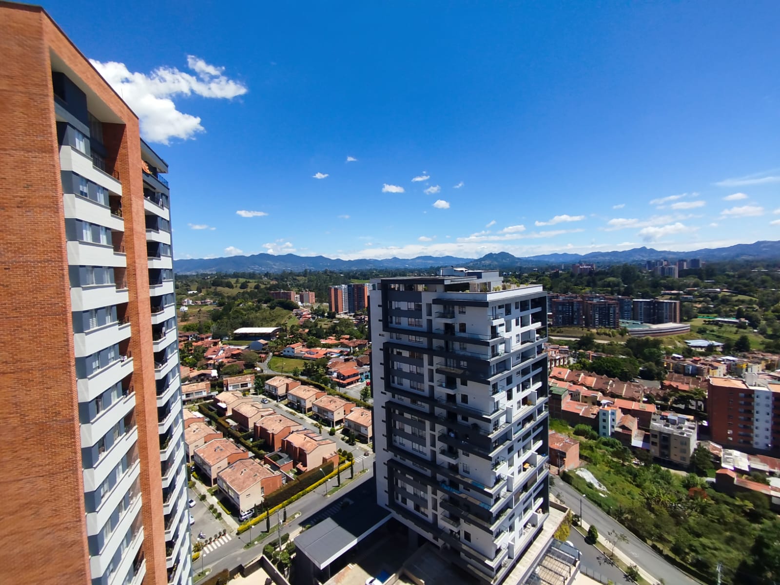 Apartamento en arriendo en RIONEGRO, 70 m², 3 alcobas, 2 baños