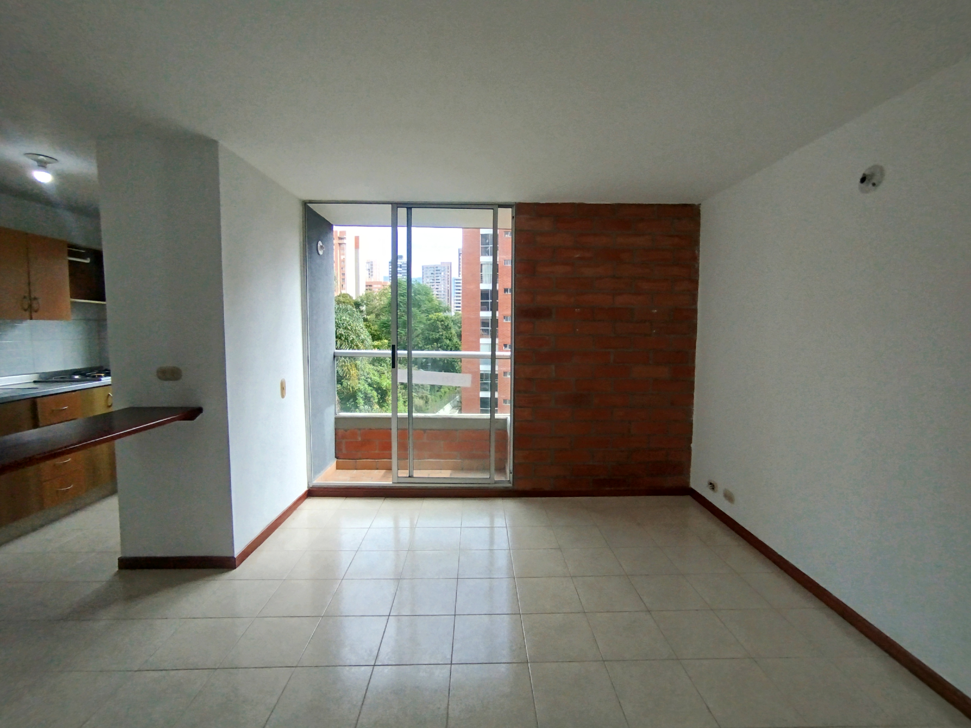 Apartamento en arriendo en CASTROPOL, 60 m², 2 alcobas, 2 baños