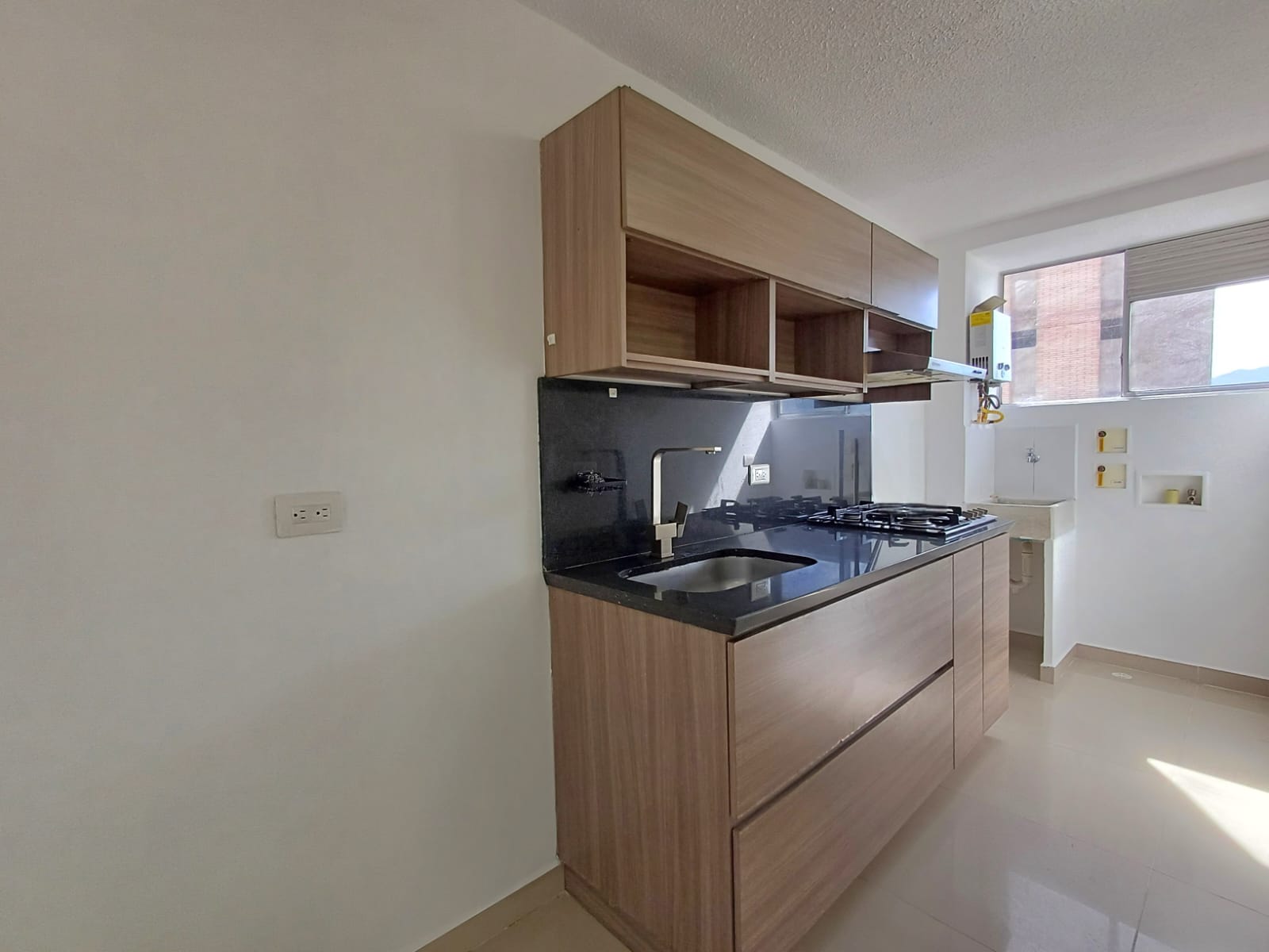 Apartamento en arriendo en MAYORCA, 60 m², 3 alcobas, 2 baños